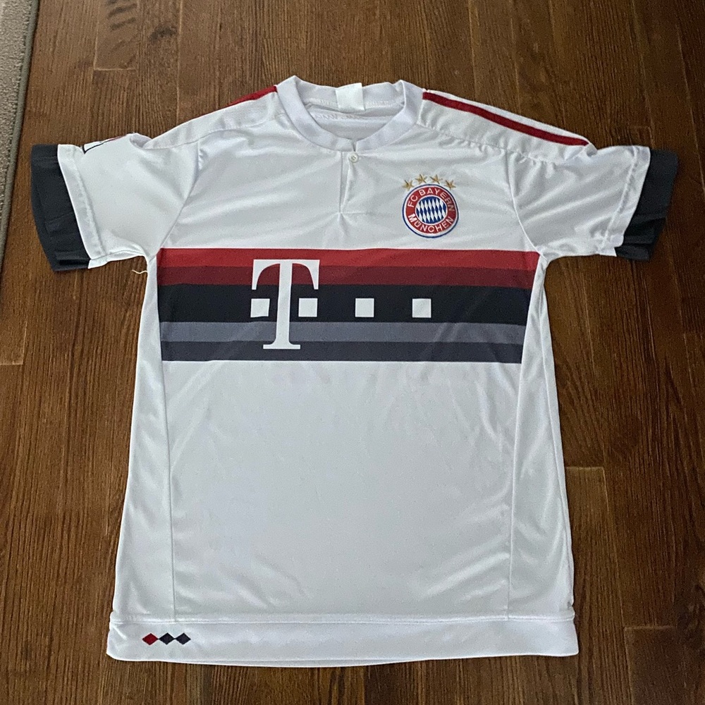 Fc Bayern Munich away kit 2015/16